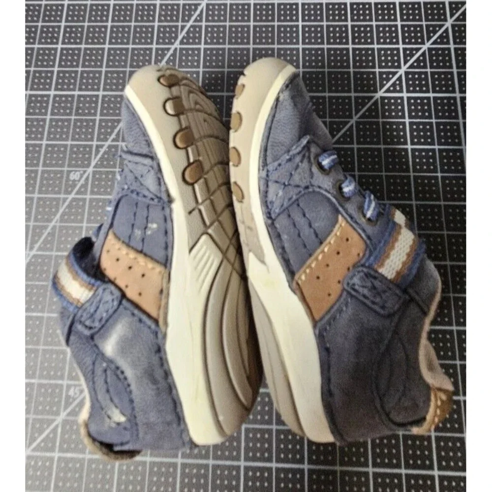 Stride Rite leather upper